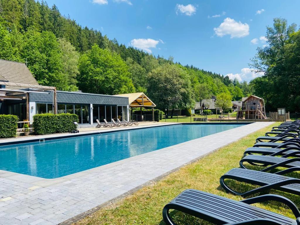 Val D'Arimont Resort Малмеди Екстериор снимка